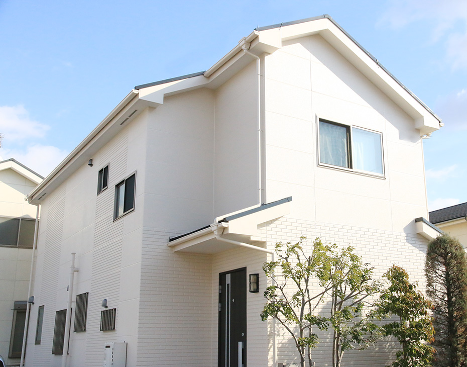 外壁塗装の施工風景