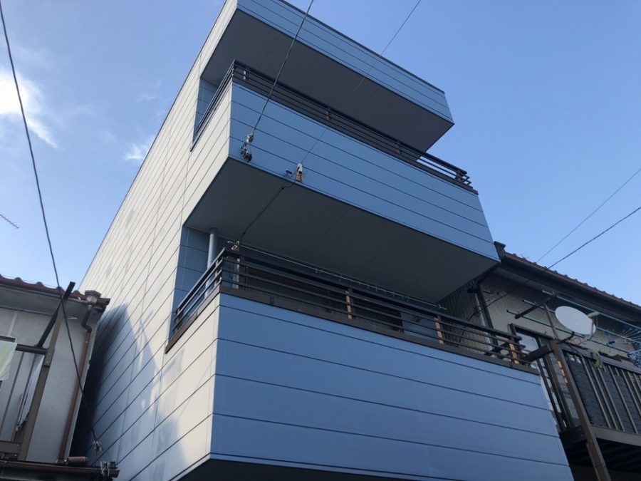 外壁塗装工事の塗装後の全体写真