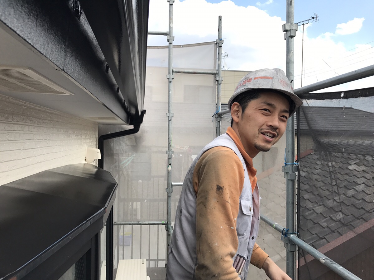 塗替え道場の職人の写真
