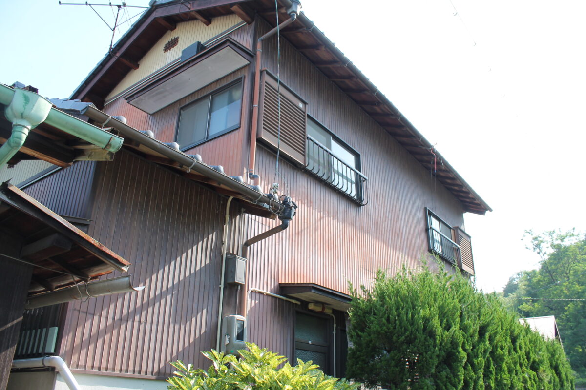 外壁塗装工事の施工前の写真