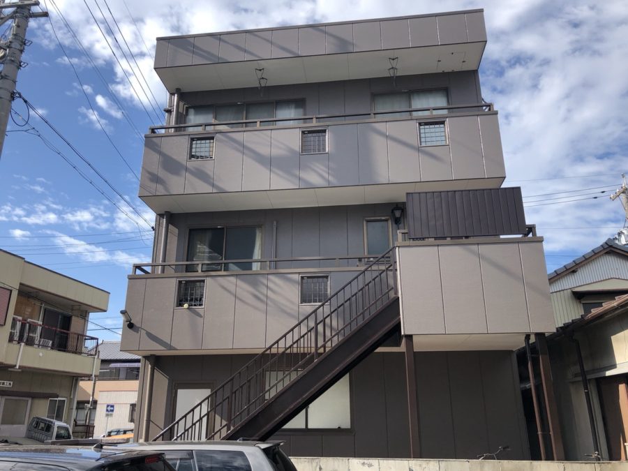 外壁塗装工事の塗装後の写真
