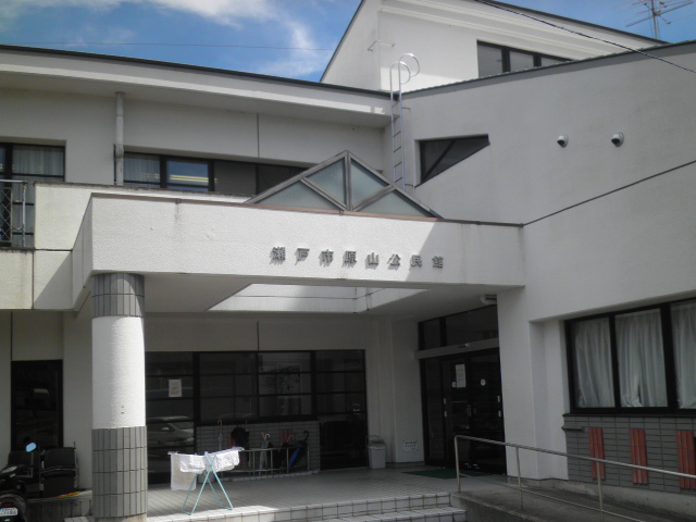 愛知県の原山公民館の外観写真